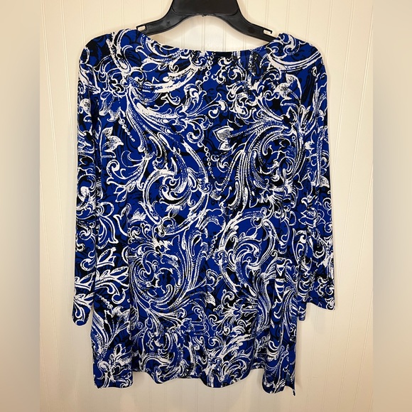 Dana Buchman Woman Blue & White Blouse Size 1X - Picture 4 of 7